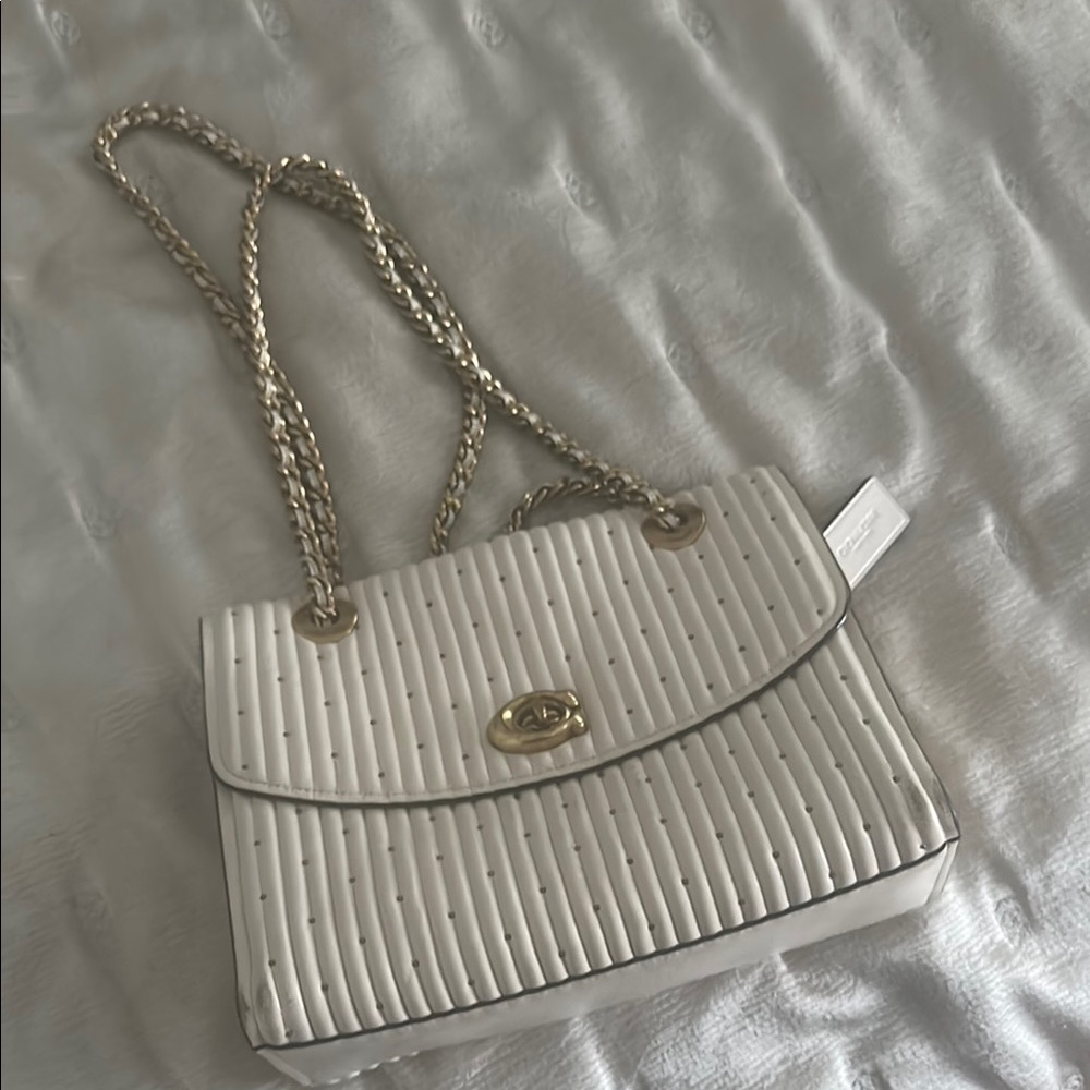 Coach White and Gold Quilted Shoulder Bag